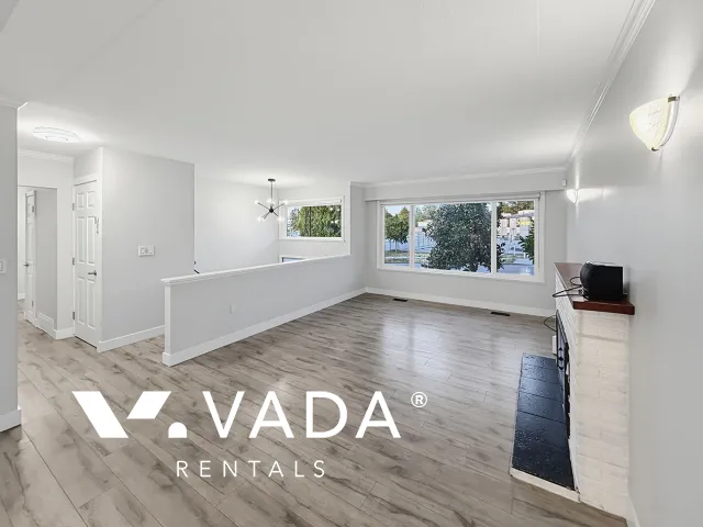 Bolivar Heights - 3 Bedroom House (Upper Level) For Rent in Surrey at 11327 - 138th Street, Surrey, BC, V3R 3C9