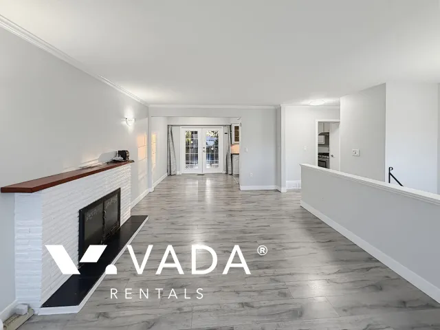 Bolivar Heights - 3 Bedroom House (Upper Level) For Rent in Surrey at 11327 - 138th Street, Surrey, BC, V3R 3C9