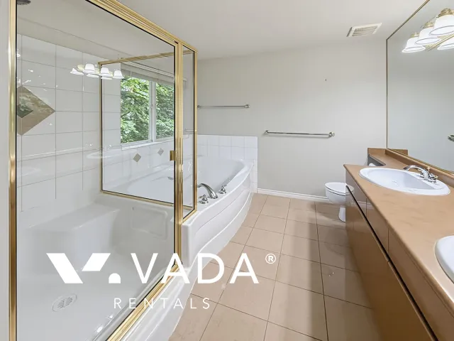Citadel Pointe in Citadel - 3 Bedroom Townhouse For Rent in Port Coquitlam at 55 - 678 Citadel Drive, Port Coquitlam, BC, V3C 6M7