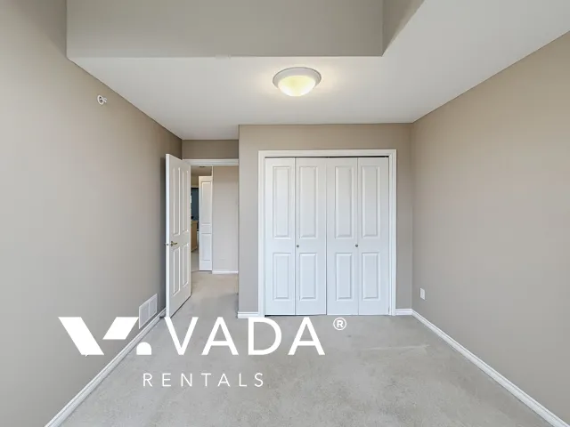 Citadel Pointe in Citadel - 3 Bedroom Townhouse For Rent in Port Coquitlam at 55 - 678 Citadel Drive, Port Coquitlam, BC, V3C 6M7