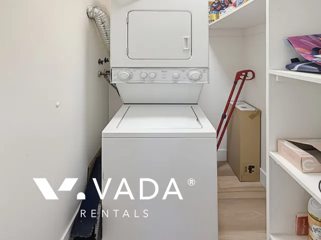 Casa Del Ray in Uptown - 1 Bedroom Apartment For Rent in New Westminster at 201 - 721 Hamilton Street, New Westminster, BC, V3M 2M7
