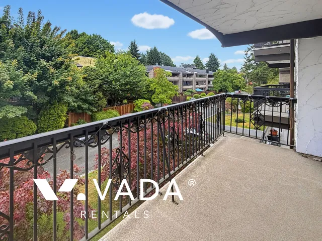 Casa Del Ray in Uptown - 1 Bedroom Apartment For Rent in New Westminster at 201 - 721 Hamilton Street, New Westminster, BC, V3M 2M7