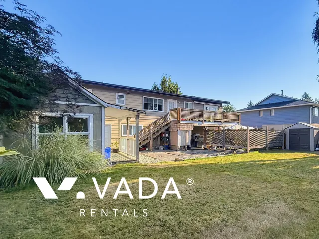 Steveston - 3 Bedroom House (Upper Level) For Rent in Richmond at 3380 Springthorne Crescent, Richmond, BC, V7E 1Z7