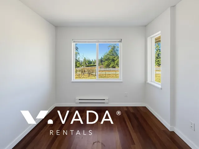 Hazelmere in South Surrey - 3 Bedroom House (Upper Level) For Rent in Surrey at 19506 3A Avenue, Surrey, BC, V3Z 9S9