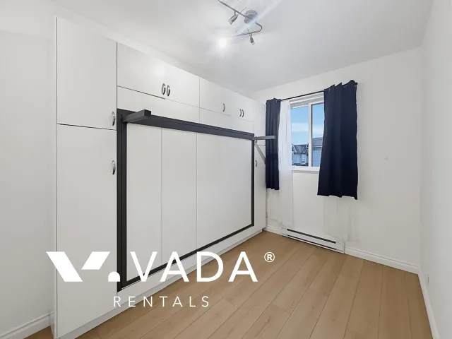 East Clayton - 1 Bedroom Laneway House For Rent in Surrey at 6983 192 Street, Surrey, BC, V4N 5W6