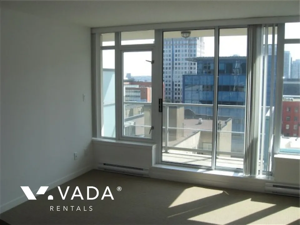 Hudson in Downtown - Studio For Rent in Vancouver at 912 - 610 Granville Street, Vancouver, BC