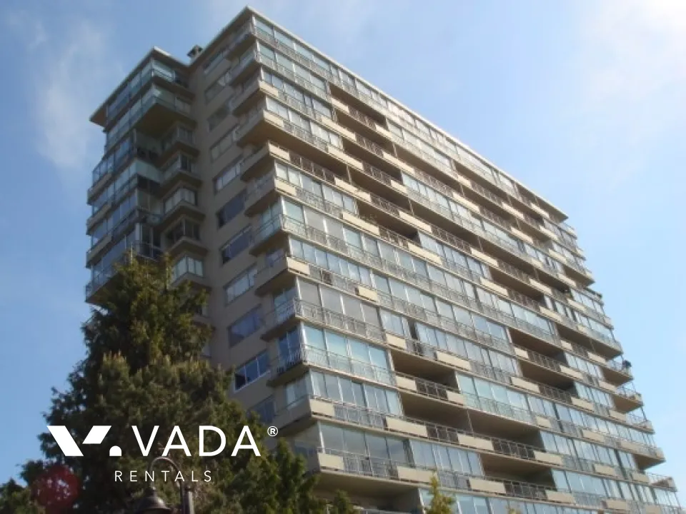 Seastrand in Dundarave - Studio For Rent in West Vancouver at 302 - 150 24th Street, West Vancouver, BC
