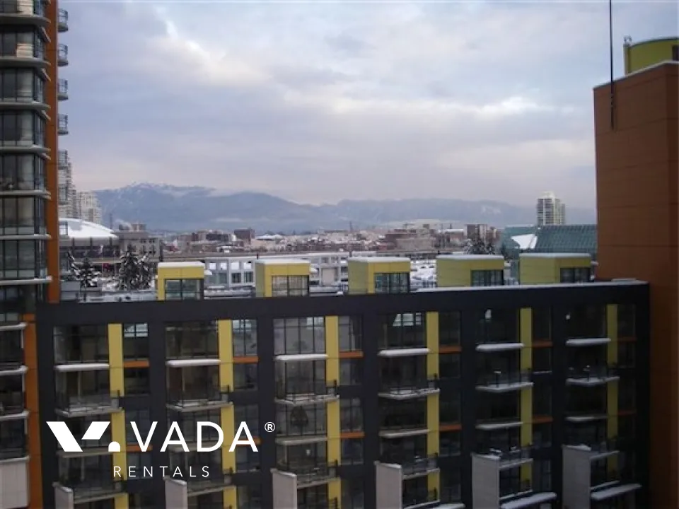 Mariner in Yaletown - 2 Bedroom Apartment For Rent in Vancouver at 902 - 918 Cooperage Way, Vancouver, BC