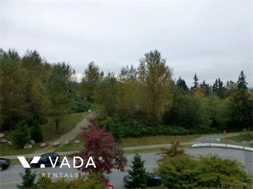 Ledgestone in South Slope - 2 Bedroom Townhouse For Rent in Burnaby at 7 - 7488 Southwynde Avenue, Burnaby, BC