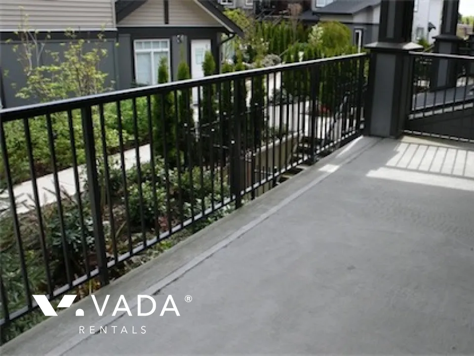 Kingsgate Gardens in Edmonds - 3 Bedroom Townhouse For Rent in Burnaby at 30 - 7428 14th Avenue, Burnaby, BC