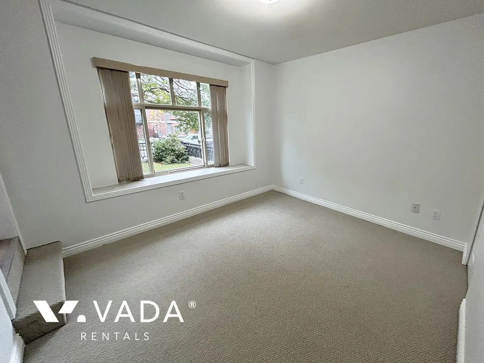 Victoria Fraserview - 2 Bedroom Garden Suite For Rent in Vancouver at 1885B East 55th Avenue, Vancouver, BC, V5P 1Z8