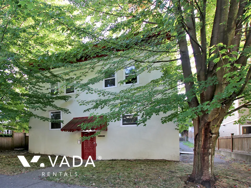 2026 Franklin in Hastings Sunrise - 1 Bedroom Apartment For Rent in Vancouver at 8 - 2026 Franklin Street, Vancouver, BC, V5L 1R3