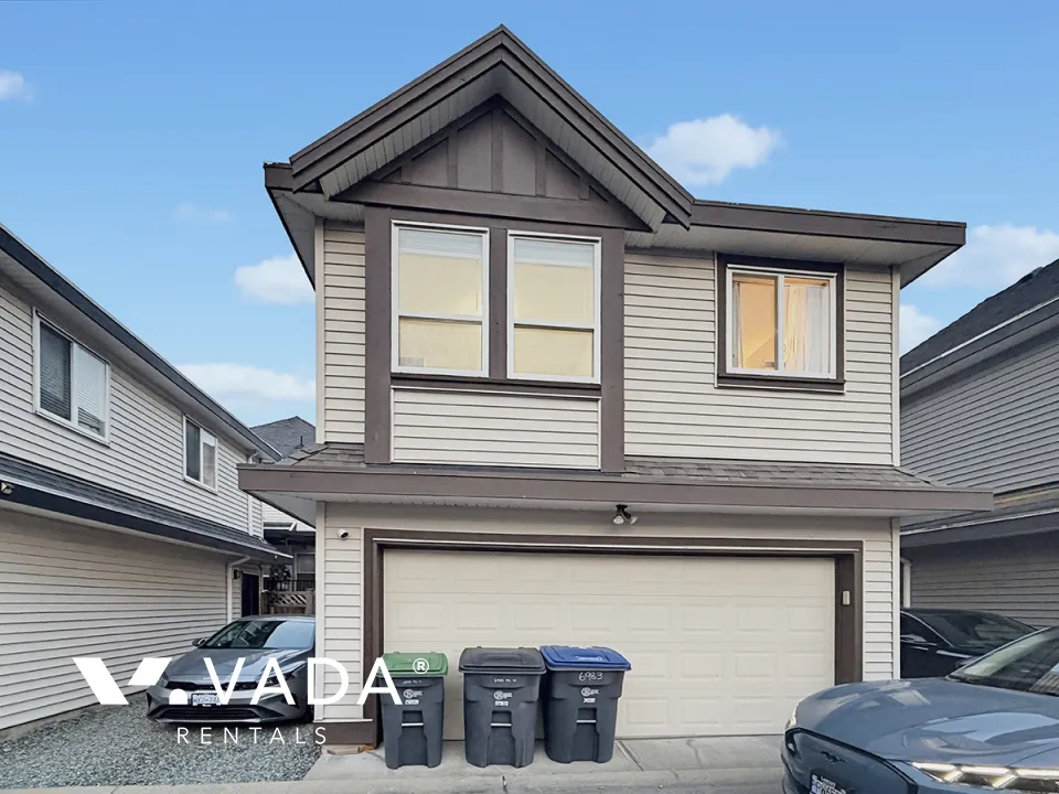East Clayton - 1 Bedroom Laneway House For Rent in Surrey at 6983 192 Street, Surrey, BC, V4N 5W6