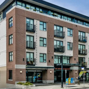 Building - The Versatile Building in North Vancouver, BC at 111 3rd Street East
