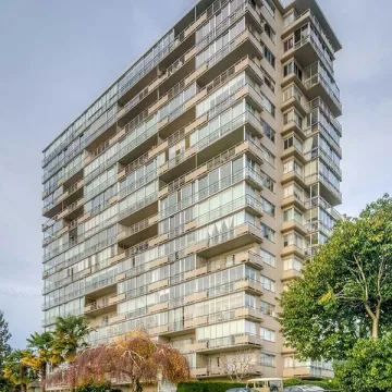 Building - Seastrand in West Vancouver, BC at 150 24th Street