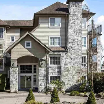 Building - Highgate in North Vancouver, BC at 1150 East 29th Street