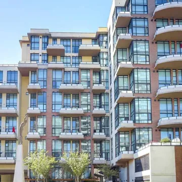 Building - Murano Lofts in New Westminster, BC at 10 Renaissance Square