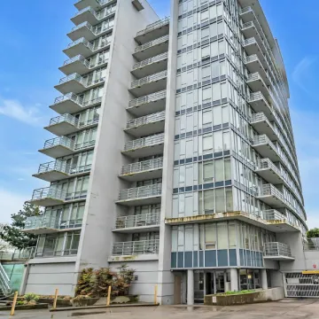 Building - Versante in Richmond, BC at 8288 Lansdowne Road