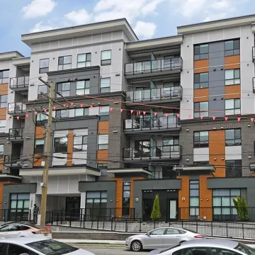 Building - Eastleigh in Langley, BC at 20695 Eastleigh Crescent