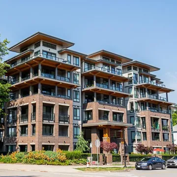 Building - Cedar Creek in Burnaby, BC at 7579 16th Street