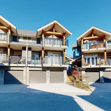 Building - Arbourwoods in Squamish, BC at 39758 Government Road