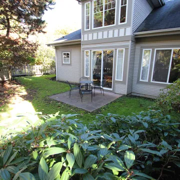 Building - Mayflower in Richmond, BC at 3880 Westminster Highway