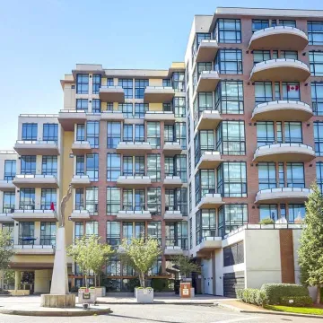 Building - Murano Lofts in New Westminster, BC at 10 Renaissance Square