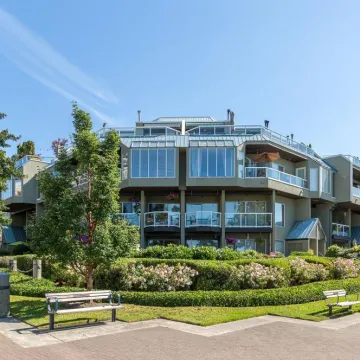 Building - Quay West in New Westminster, BC at 31 Reliance Court