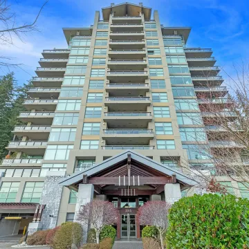 Building - Stone Cliff in West Vancouver, BC at 3355 Cypress Place