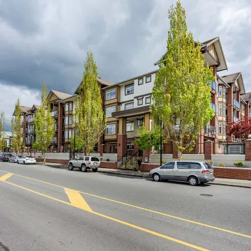 Building - Paddington Station in Langley, BC at 5660 201A Street