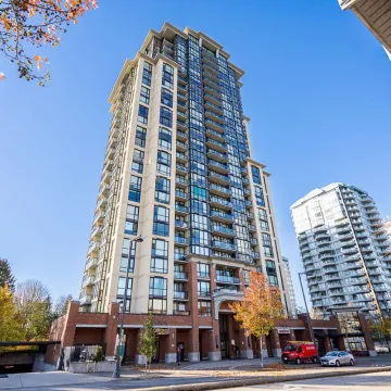 Building - City Point in Surrey, BC at 10777 University Drive