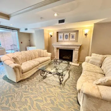 Building - Balmoral in Vancouver, BC at 5615 Hampton Place