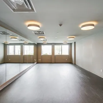 Building - Riversky 1 in New Westminster, BC at 908 Quayside Drive