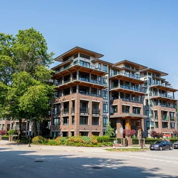 Building - Cedar Creek in Burnaby, BC at 7579 16th Street