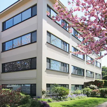 Aish Place - Purpose-Built, Multi-Family Apartment Rental Building in Kerrisdale 5926 Yew Street, Vancouver, BC