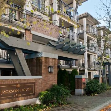 Jackson House in Brentwood - 2 Bedroom Apartment For Rent in Burnaby 202 - 4788 Brentwood Drive, Burnaby, BC, V5C 0C5