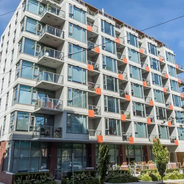 District in Mount Pleasant East - 1 Bed & Den Apartment Rental in East Vancouver - 1 MONTH FREE RENT 913 - 251 East 7th Avenue, Vancouver, BC, V5T 0B9
