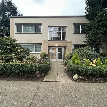 Valcrest Manor in The West End - Studio For Rent in Vancouver 10 - 1208 Burnaby Street, Vancouver, BC, V6E 1P5