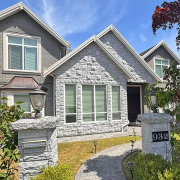 The Heights - 2 Bedroom Basement For Rent in New Westminster 932 Chestnut Street, New Westminster, BC, V3L 4N5