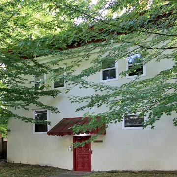 2026 Franklin in Hastings Sunrise - 1 Bedroom Apartment For Rent in Vancouver 5 - 2026 Franklin Street, Vancouver, BC, V5L 1R3