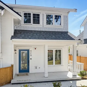 Marpole - 4 Bedroom Duplex For Rent in Vancouver 970 Park Drive, Vancouver, BC, V6P 2J4