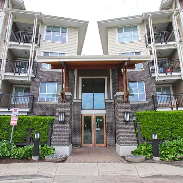 Macpherson Walk in Metrotown - 1 Bedroom Apartment For Rent in Burnaby 209 - 5788 Sidley Street, Burnaby, BC, V5J 0E4