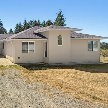 South Surrey - 3 Bedroom House For Rent in Surrey 19506 3A Avenue, Surrey, BC, V3Z 9S9