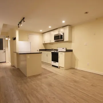 Dunbar - Westside Basement Suite For Rent in Vancouver 3917 West 29th Avenue, Vancouver, BC, V6S 1V2