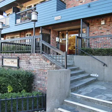 Ocean Place - Purpose-Built, Multi-Family Apartment Rental Building in Kitsilano 2280 Cornwall Avenue, Vancouver, BC