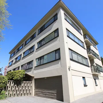 Aish Place - Purpose-Built, Multi-Family Apartment Rental Building in Kerrisdale 5926 Yew Street, Vancouver, BC