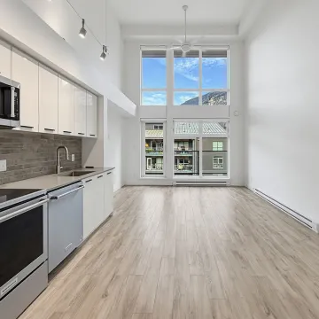 The Lauren in Downtown Squamish - 2 Bedroom Loft For Rent in Squamish 604 - 38013 Third Avenue, Squamish, BC, V8B 0Z8