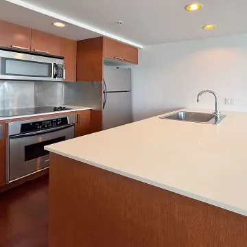 Elan in Yaletown - 1 Bedroom Apartment For Rent in Vancouver 2004 - 1255 Seymour Street, Vancouver, BC, V6B 0H1