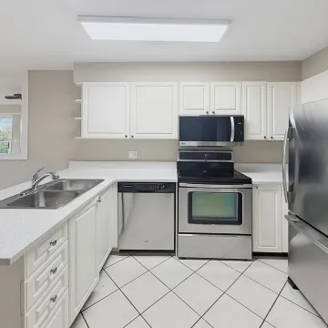 Waterside in Riverdale - 1 Bedroom Apartment For Rent in Richmond 446 - 5880 Dover Crescent, Richmond, BC, V7C 5P5