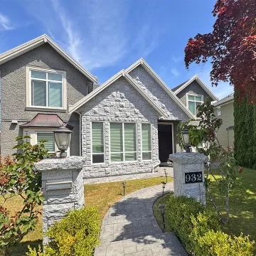 The Heights - 2 Bedroom Basement For Rent in New Westminster 932 Chestnut Street, New Westminster, BC, V3L 4N5